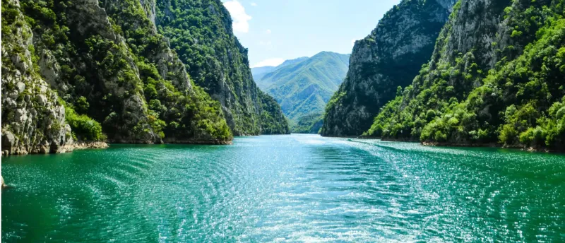 Albania: Mare caraibico e Montagne selvagge