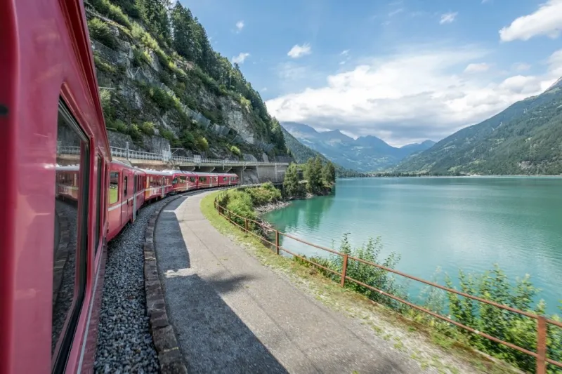 Cerco compagno/a di viaggio per esperienza curiosa in treno