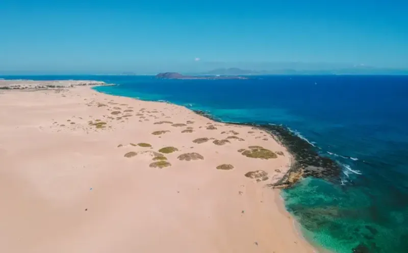 Fuerteventura: surf e vulcani