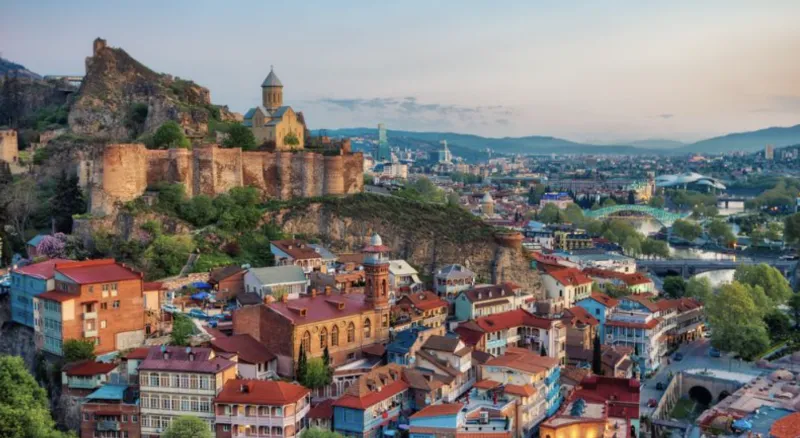Viaggio in Georgia a settembre tra Tbilisi, natura e strada